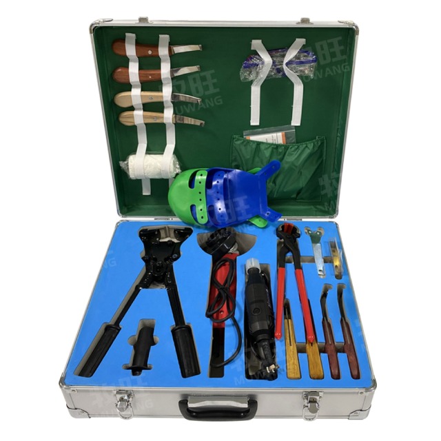 Hoof Trimming Kit