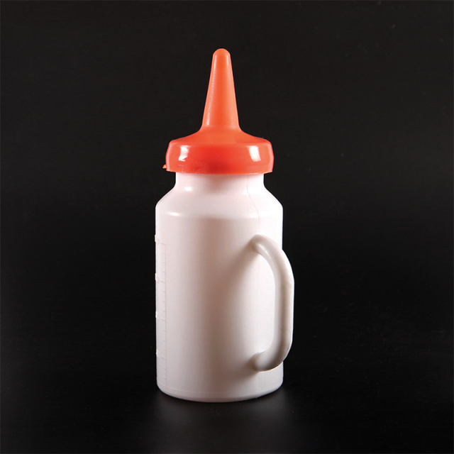1.6L Milk feeding bottle