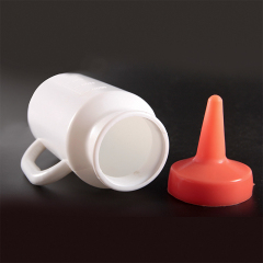 1.6L Milk feeding bottle