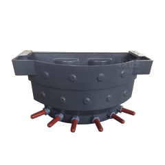 36L Calf feeding bucket with 6 teats