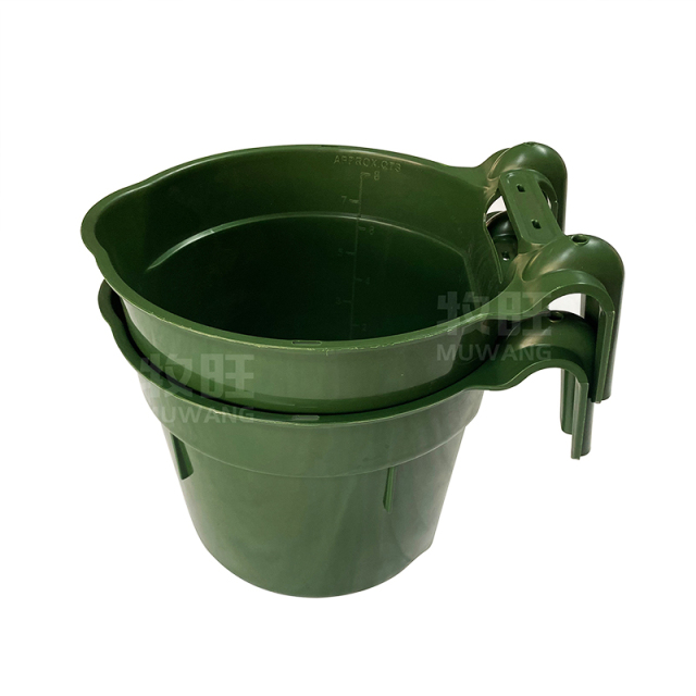 8L horse feeding trough