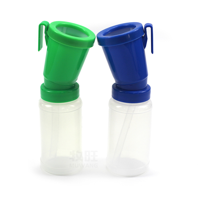 Non-return teat dip cup