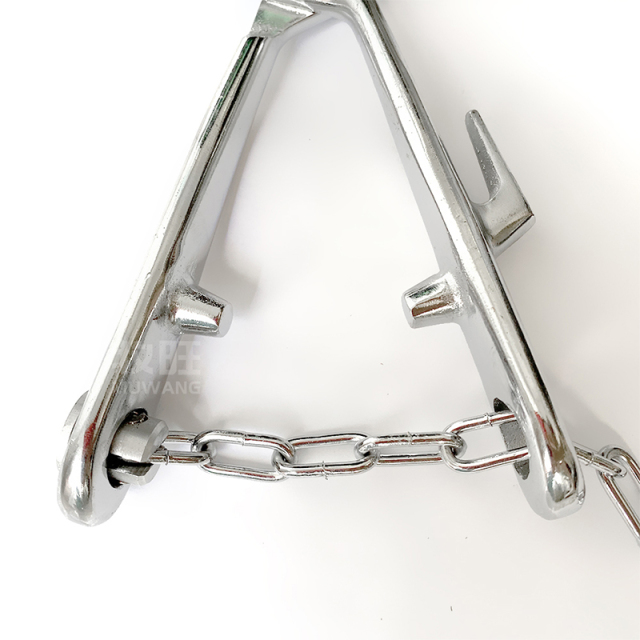 Bull Nose Holder with chain