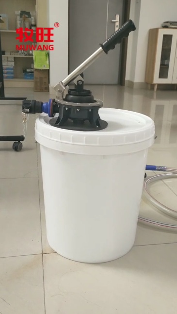 Cow Postpartum Rehydration Device