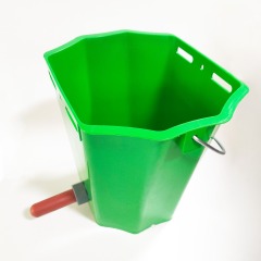 12L Calf milk feeding bucket