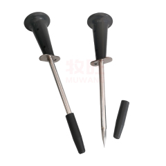 Cattle and sheep deflator needle