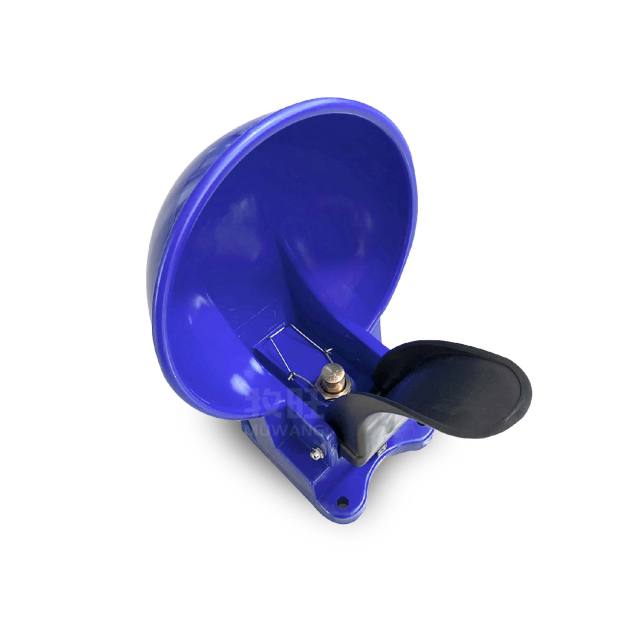 Plastic drinking bowl