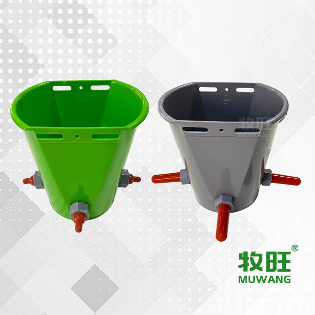 8L Calf feeder with 3 teat