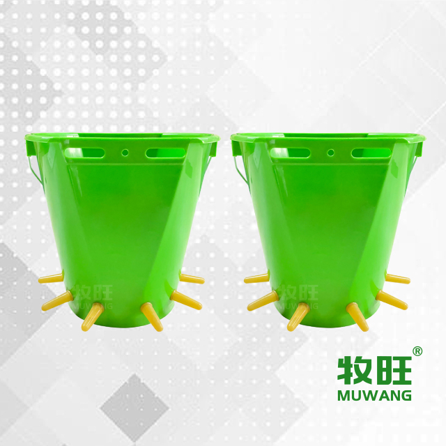 8L Calf feeder with 6 teat