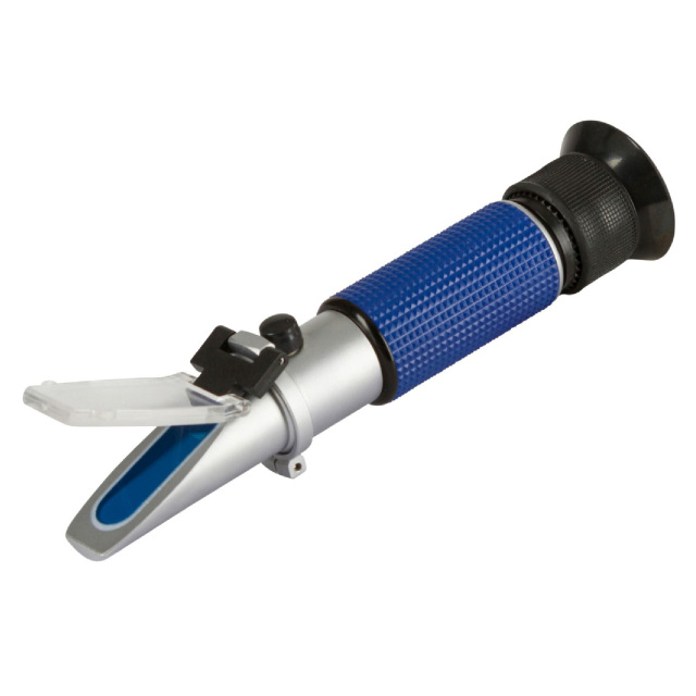 Bovine colostrum refractometer