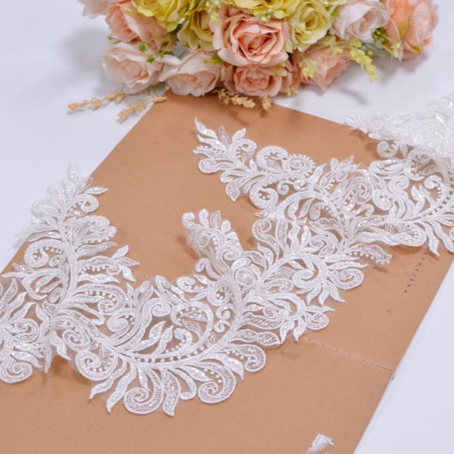 Beaded Embroidered Lace Trimming 3ST1026