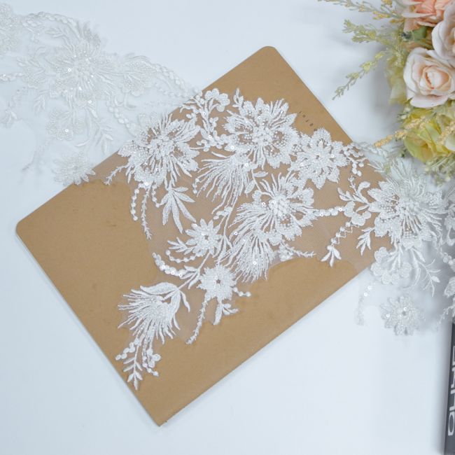 Beaded Embroidered Lace Trimming 3ST1028