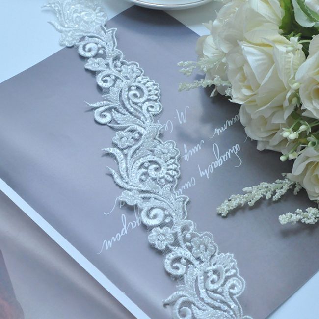 Beaded Embroidered Lace Trimming 3ST1006