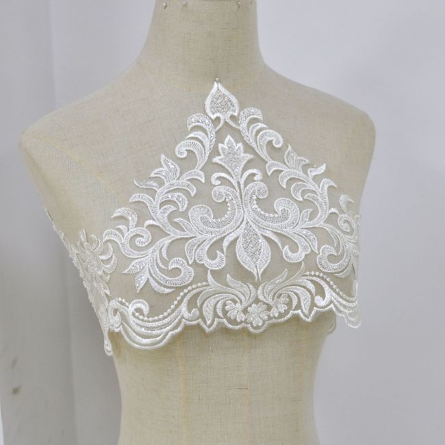 Beaded Embroidered Lace Trimming 3ST1017