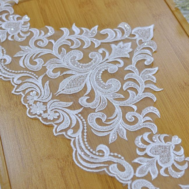 Beaded Embroidered Lace Trimming 3ST1017