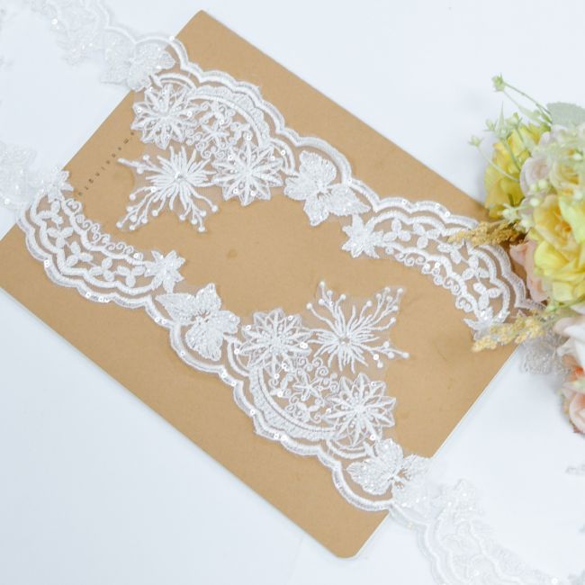 Beaded Embroidered Lace Trimming 3ST1027