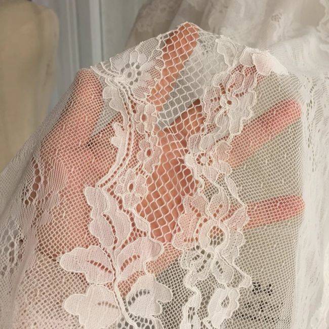 Eyelash Chantilly Lace Fabric TLF004