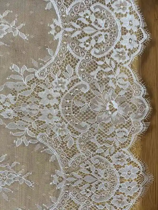 3 Meters Eyelash Chantilly Lace Trim ZD010