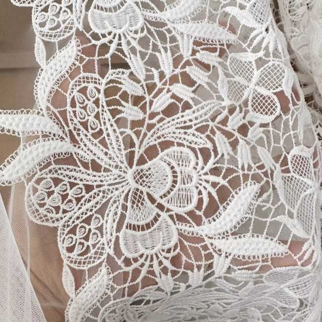 1 Yard 3D Floral Beaded Embroidered Bridal Lace Fabric SX032