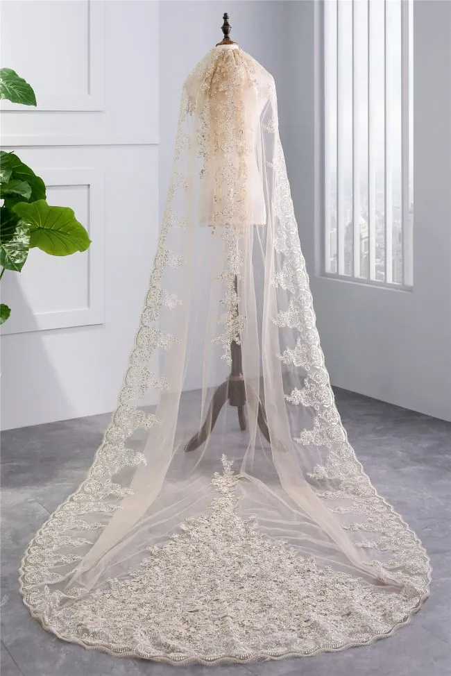 white christmas dresses Wholesale Champagne Shoulder Length Bridal Veil Champagne main image 0