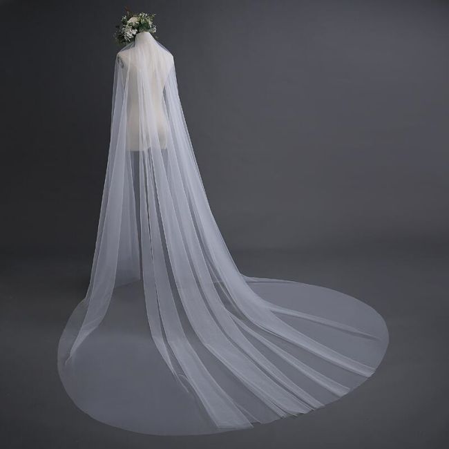 Simple Bridal Veil WV141