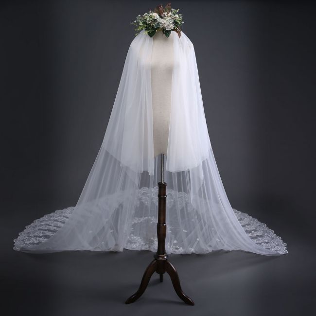 Lace Bridal Veil WV142