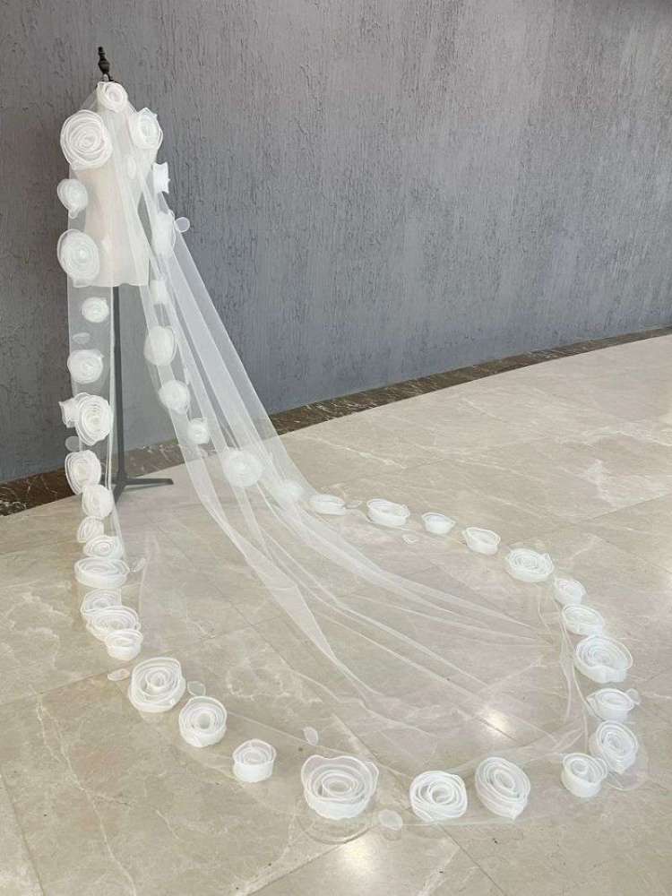 3D Floral Bridal Veil