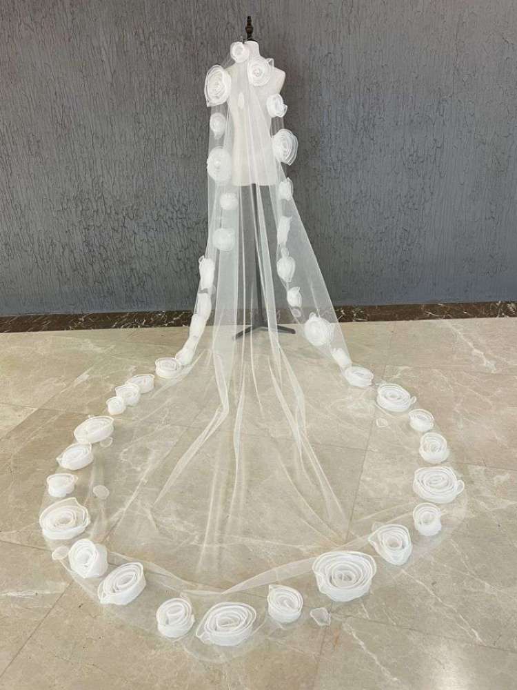 3D Floral Bridal Veil