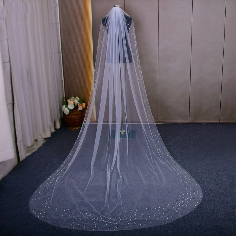 Pearls Bridal Veil WV477