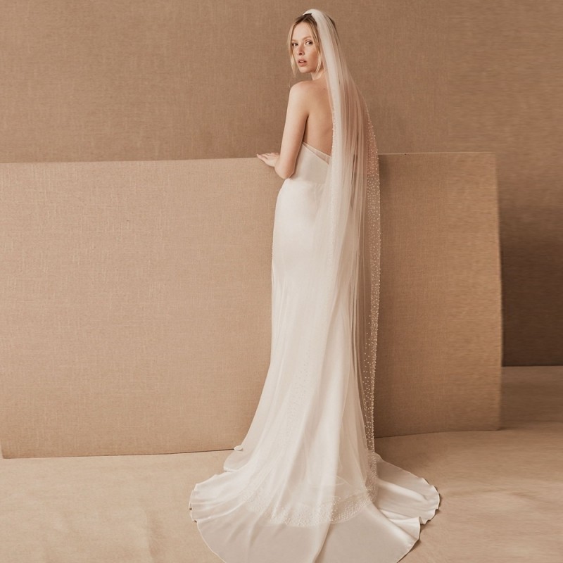 Pearls Bridal Veil WV477