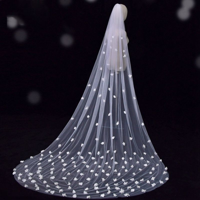 Sparkling Rhinestones Beaded Pearls 3D Floral Bridal Veil WV392