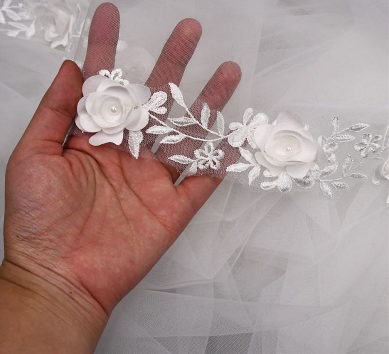 Sparkling Rhinestones Beaded Pearls 3D Floral Bridal Veil WV407