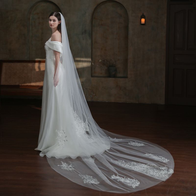 Lace Bridal Veil WV504