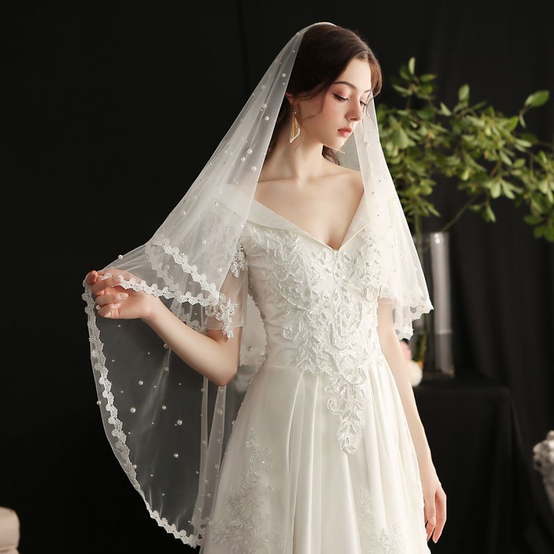 Pearl Lace Trim Bridal Veil WV520