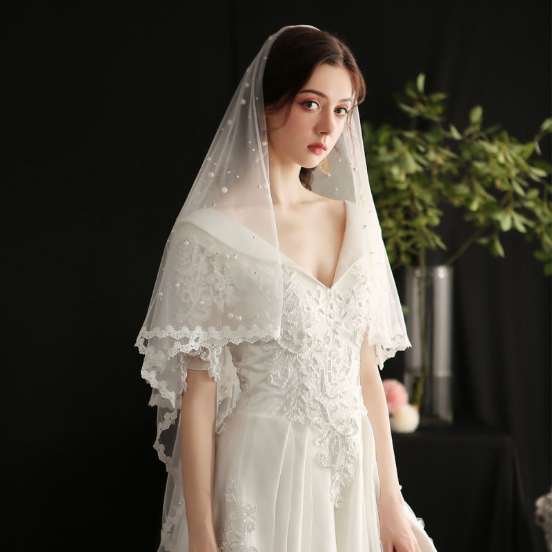 Pearl Lace Trim Bridal Veil WV520