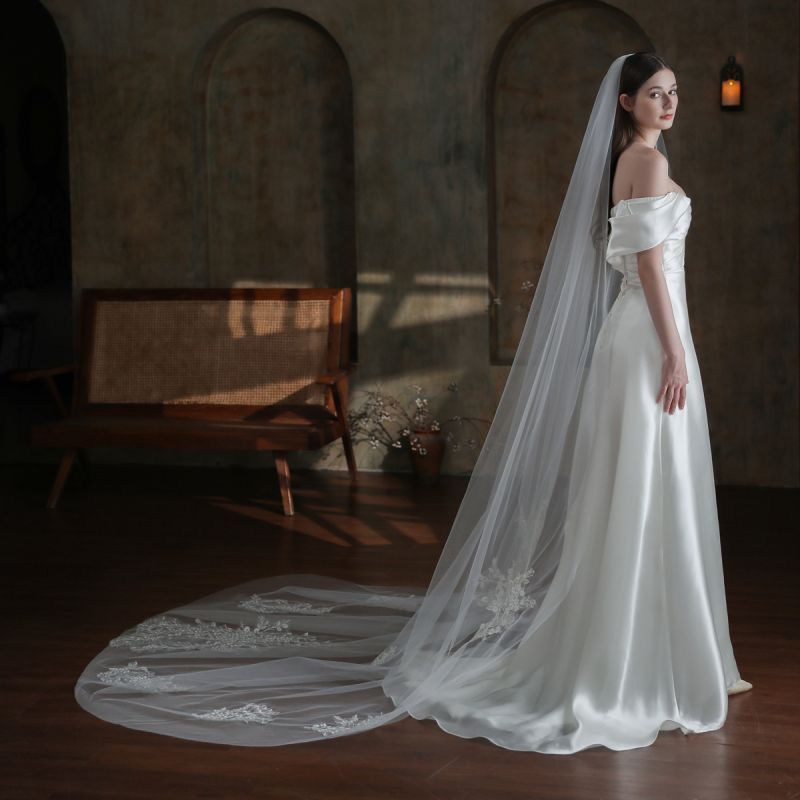 Lace Bridal Veil WV504