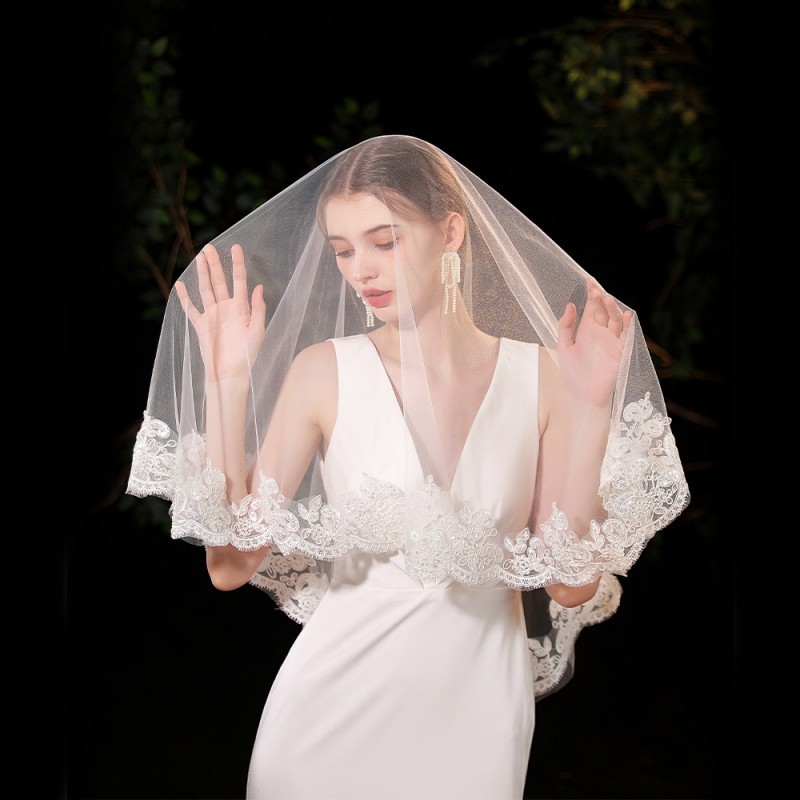 Lace Trim Bridal Veil WV576