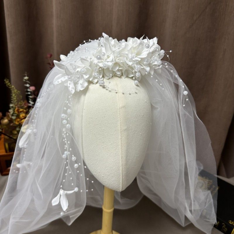3D Floral Pearl Bridal Veil WV591
