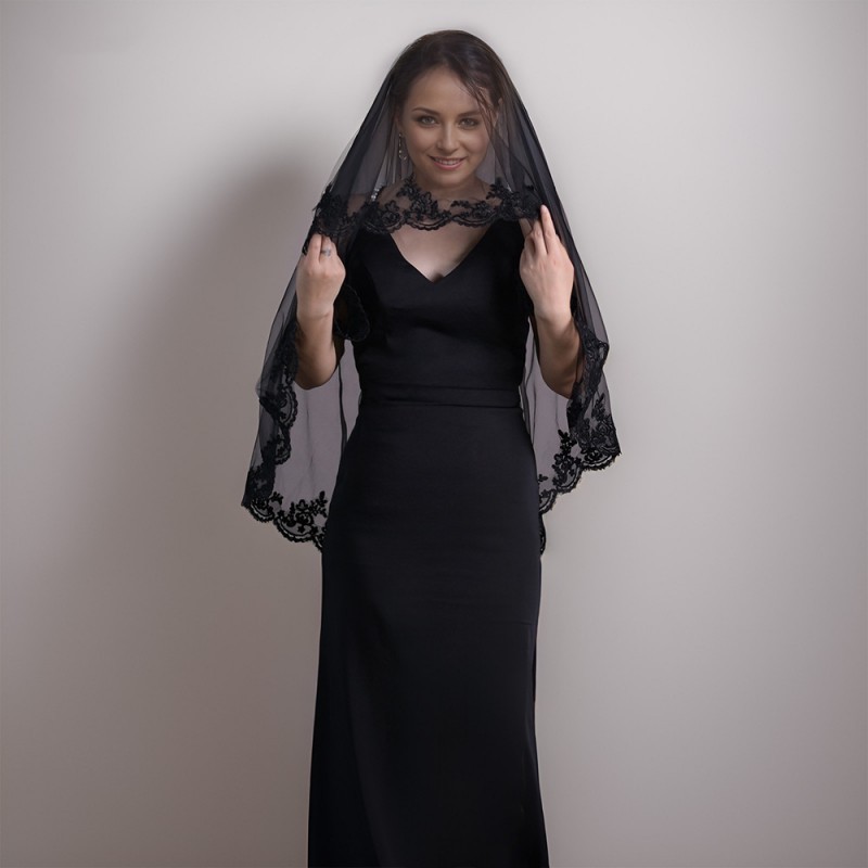 Black Lace Trim Bridal Veil WV609