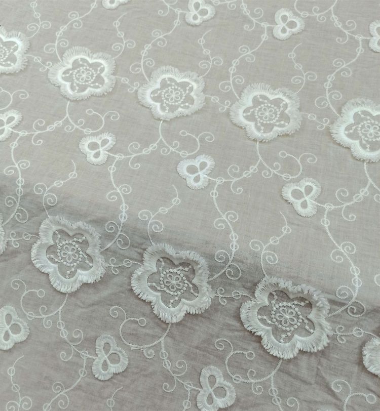 1 Yard White Embroidered Lace Material Fabric JS027