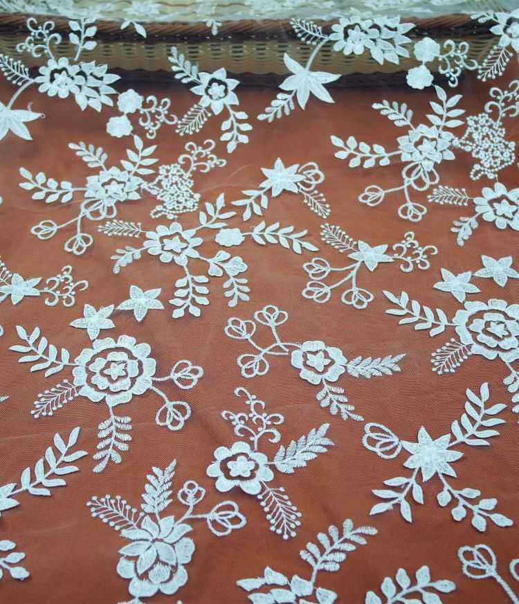 1 Yard White Embroidered Bridal Lace Material Fabric JS057