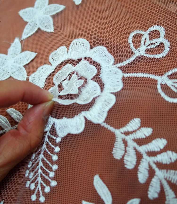1 Yard White Embroidered Bridal Lace Material Fabric JS057