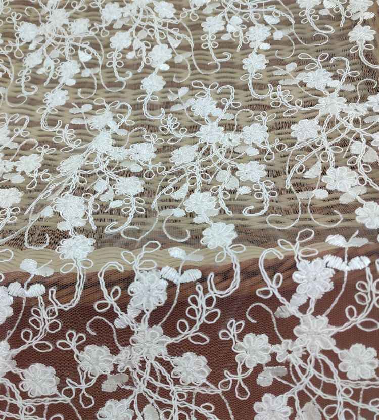 1 Yard White Corded Embroidered Bridal Lace Material Fabric JS054