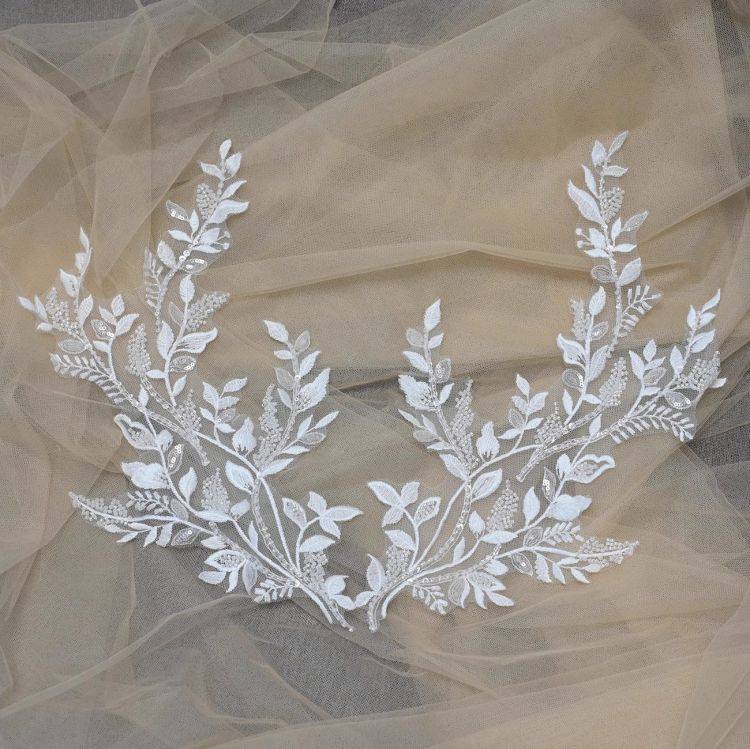 1 Yard White Sequined Beaded Corded Guipure Chantilly Embroidered 3D Floral Bridal Lace Trim Applique Material Fabric JB010