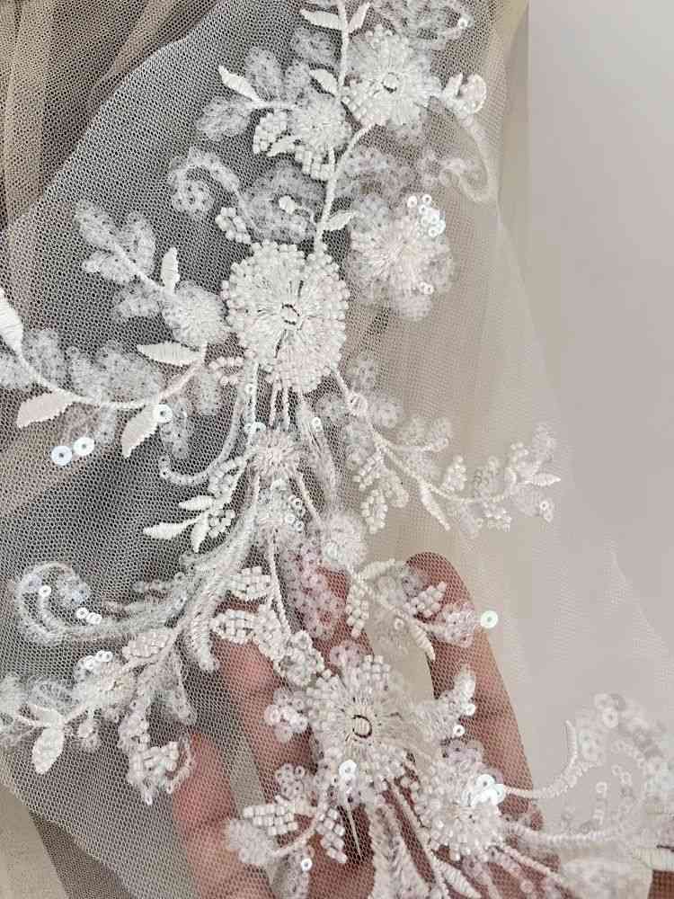 1 Yard White Sequined Beaded Corded Guipure Chantilly Embroidered 3D Floral Bridal Lace Trim Applique Material Fabric JB006