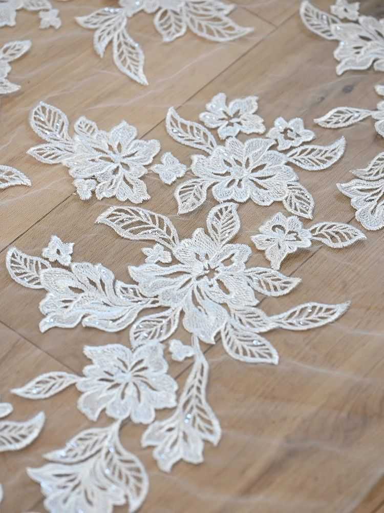 1 Yard Pair White Sequined Beaded Corded Guipure Chantilly Embroidered 3D Floral Bridal Lace Trim Applique Material Fabric