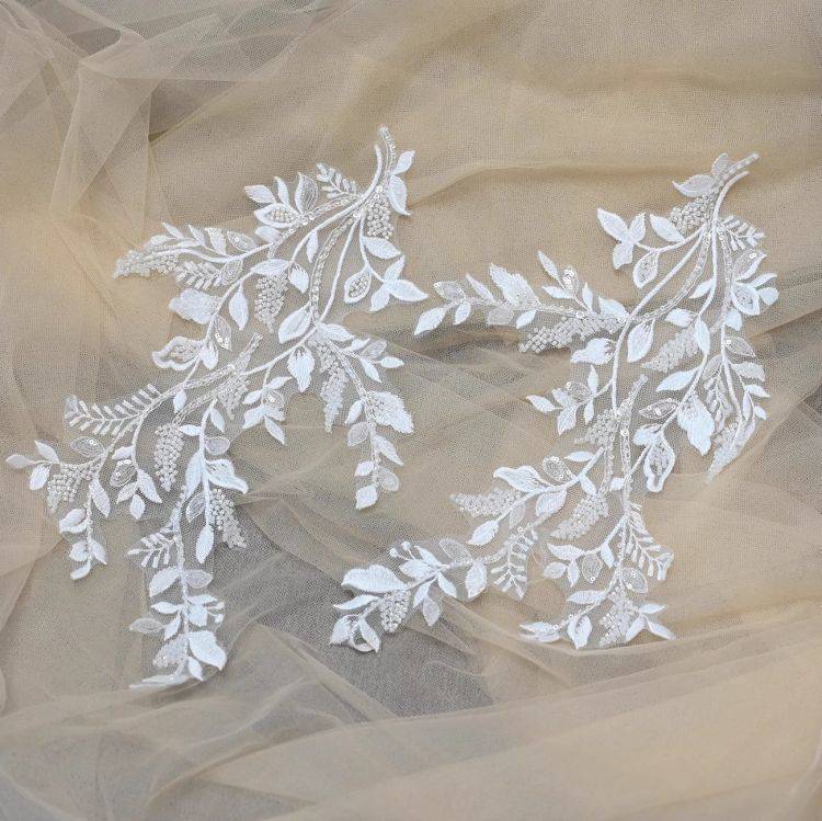 1 Yard White Sequined Beaded Corded Guipure Chantilly Embroidered 3D Floral Bridal Lace Trim Applique Material Fabric JB010