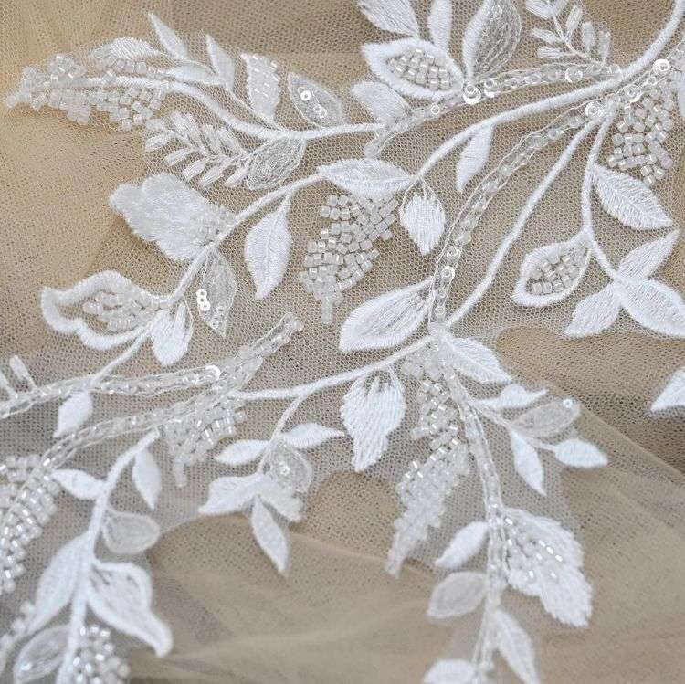 1 Yard White Sequined Beaded Corded Guipure Chantilly Embroidered 3D Floral Bridal Lace Trim Applique Material Fabric JB010