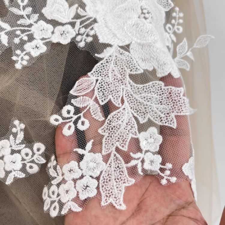 1 Yard Pair White Sequined Beaded Corded Guipure Chantilly Embroidered 3D Floral Bridal Lace Trim Applique Material Fabric JB018