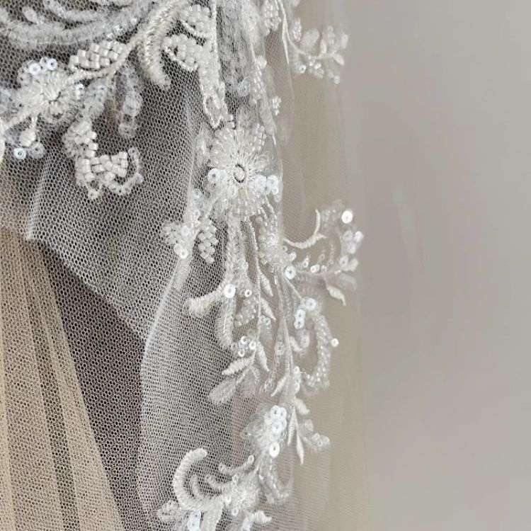 1 Yard White Sequined Beaded Corded Guipure Chantilly Embroidered 3D Floral Bridal Lace Trim Applique Material Fabric JB006